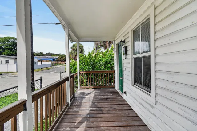 West Palm Beach Residence photo 17
