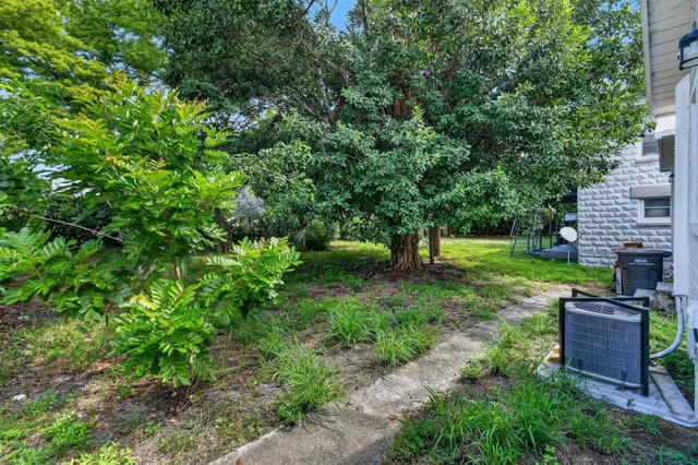 West Palm Beach Residence photo 20