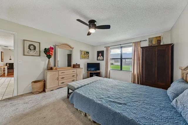 Residence photo 23