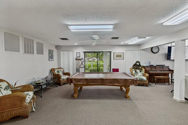 Residence photo 30