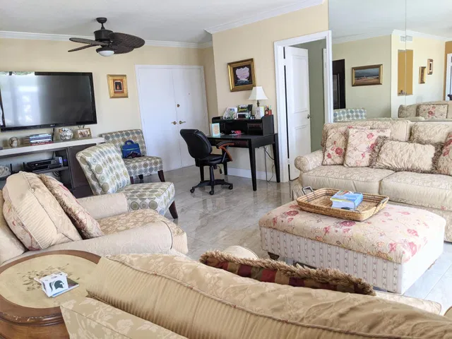2840 S Ocean Palm Beach Unit 6110 photo 14