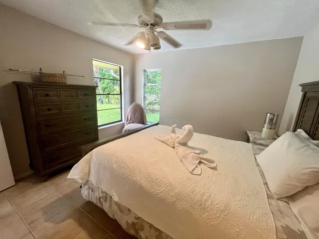  Unit Cottage photo 4