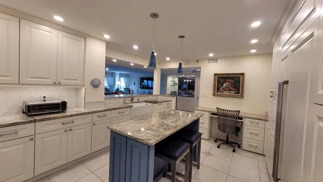 3420 S Ocean Unit PH-W photo 4