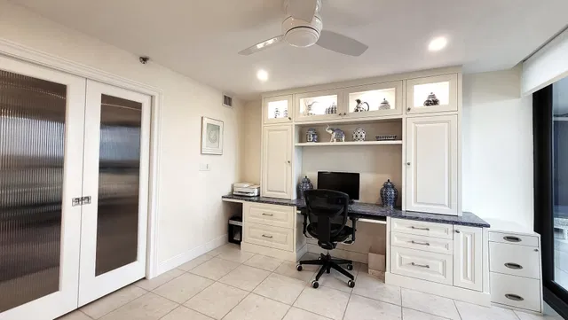 3420 S Ocean Unit PH-W photo 16
