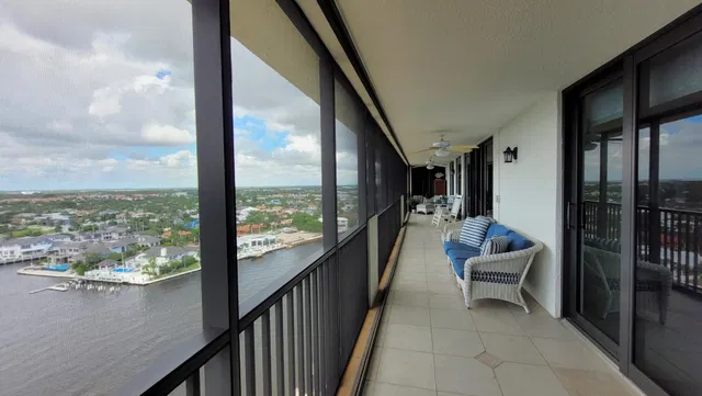 3420 S Ocean Unit PH-W photo 25