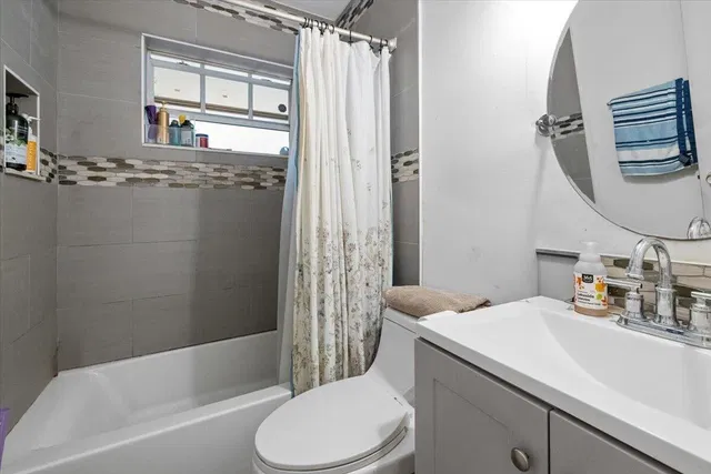  Residence photo 19