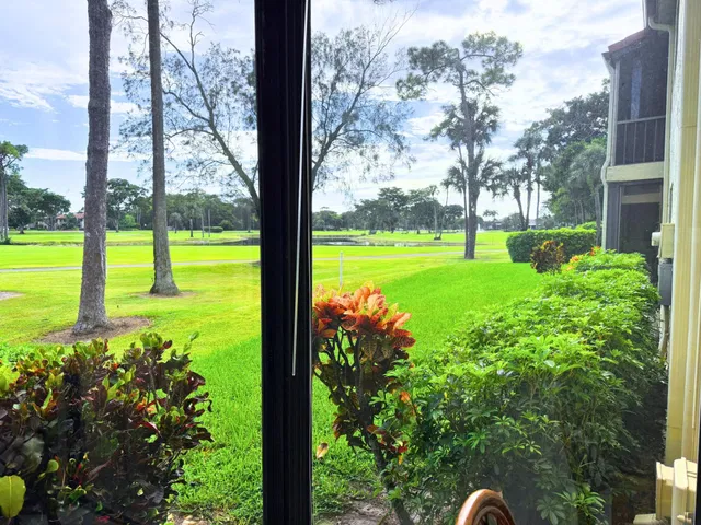 Boca Lago Country Club Homes Unit E photo 8