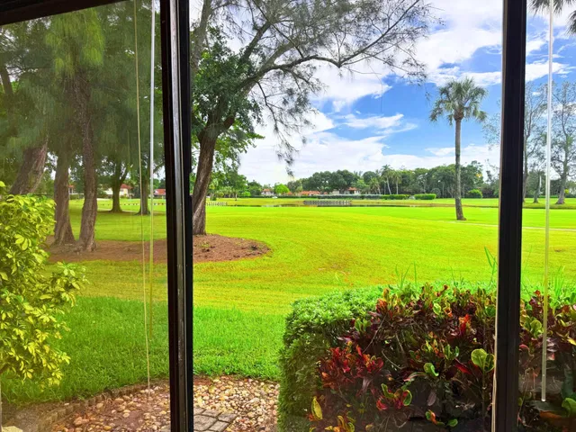 Boca Lago Country Club Homes Unit E photo 9