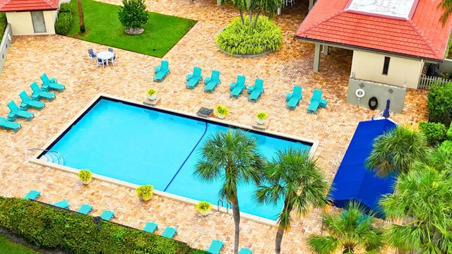 Boca Lago Country Club Homes Unit E photo 27