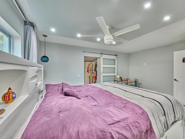 Residence photo 44