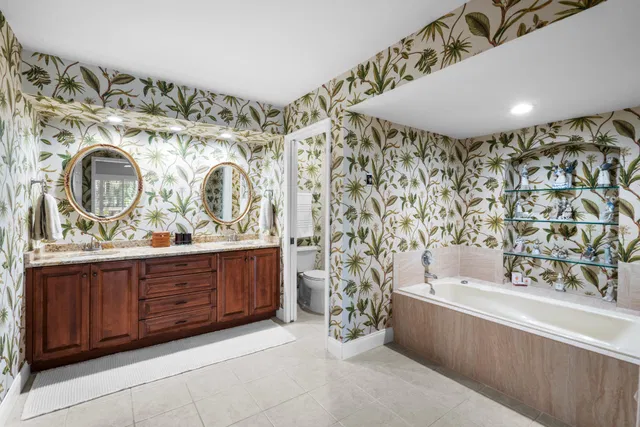PGA National Palm Beach Gardens Residence photo 26