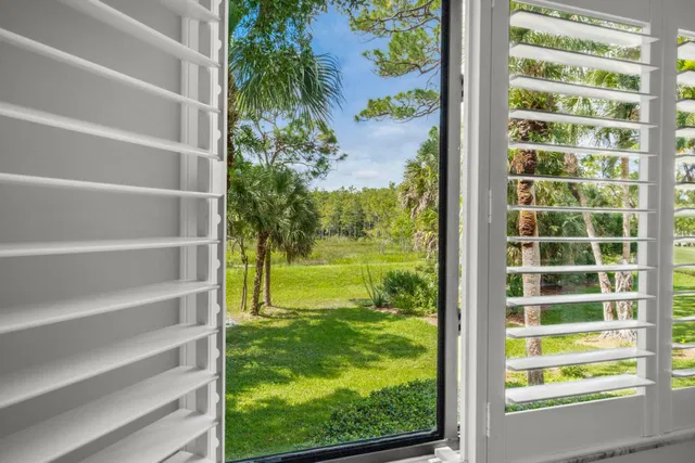 PGA National Palm Beach Gardens Residence photo 47