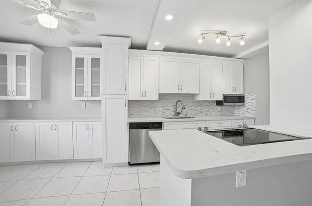 Residence photo 4
