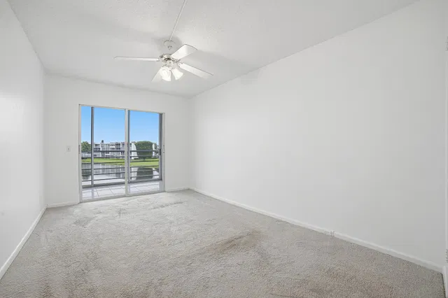 Residence photo 7