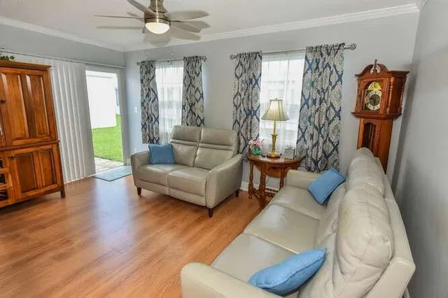  Residence photo 7