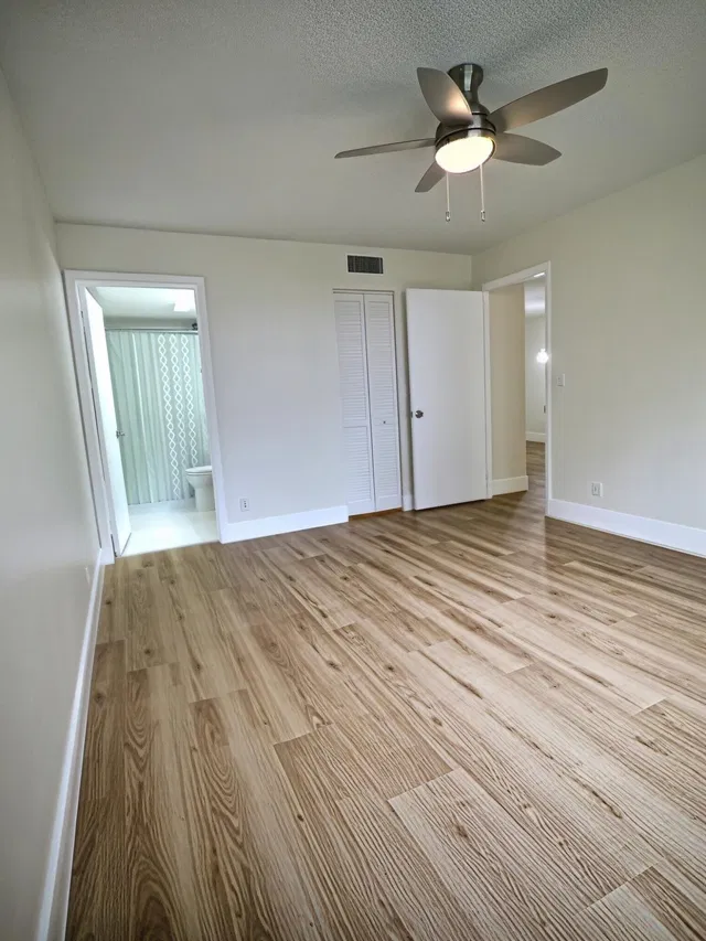 Unit 106 photo 13