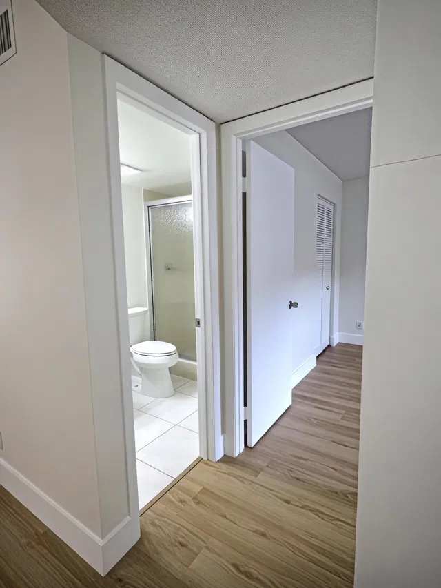 Unit 106 photo 17