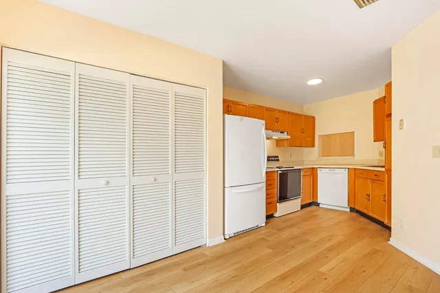 Residence photo 11