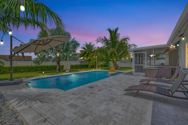 Residence photo 2