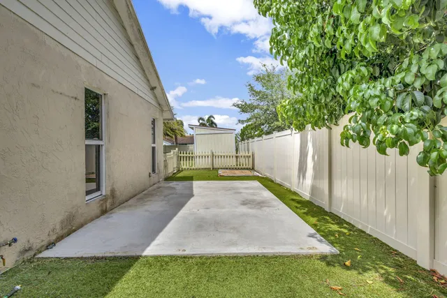 Residence photo 41