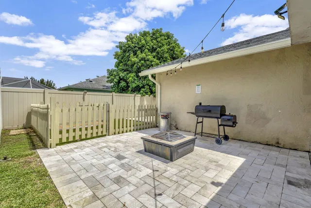 Residence photo 42