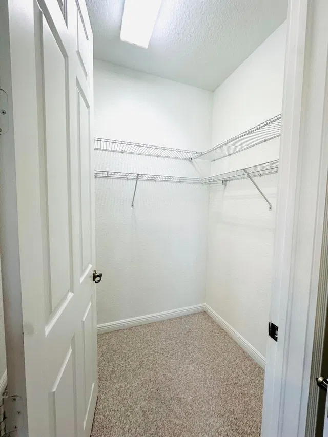 Residence photo 12