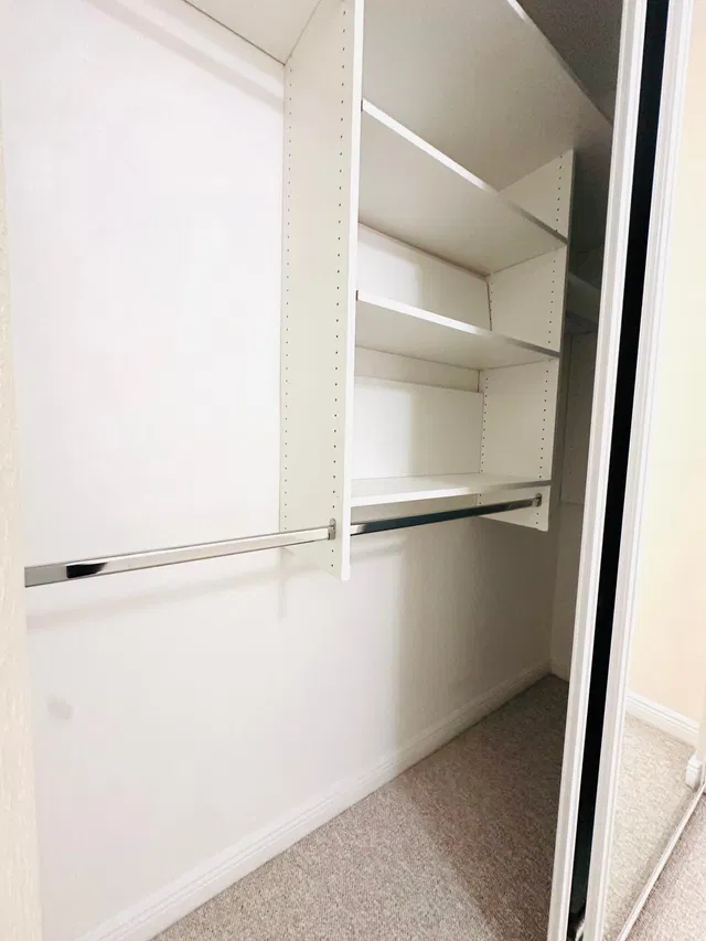 Residence photo 19