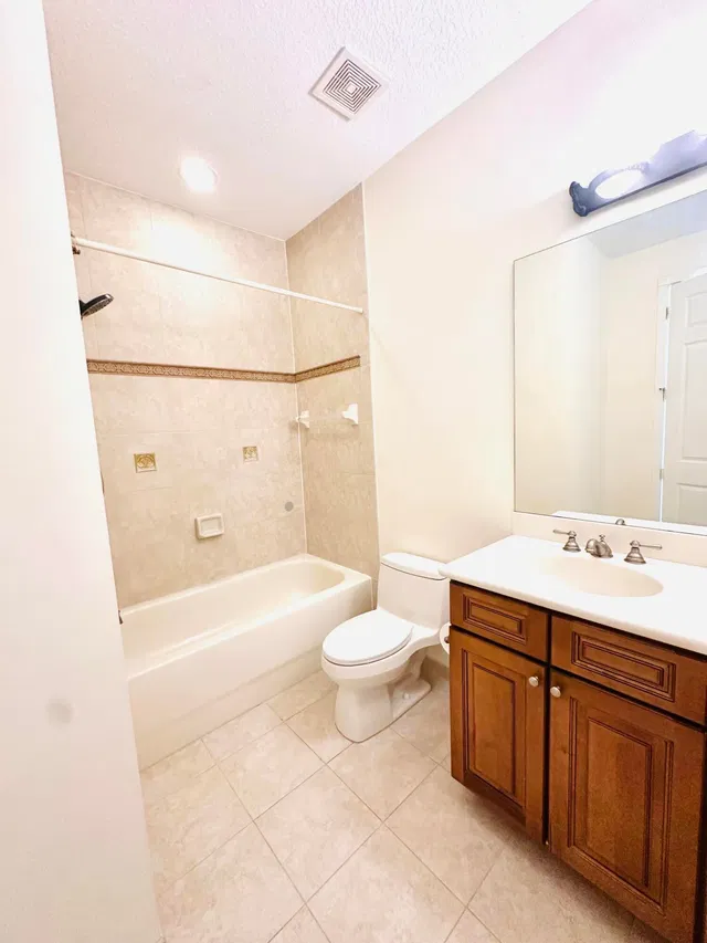 Residence photo 24