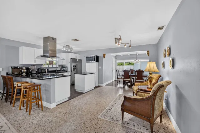 West Palm Beach Residence photo 12
