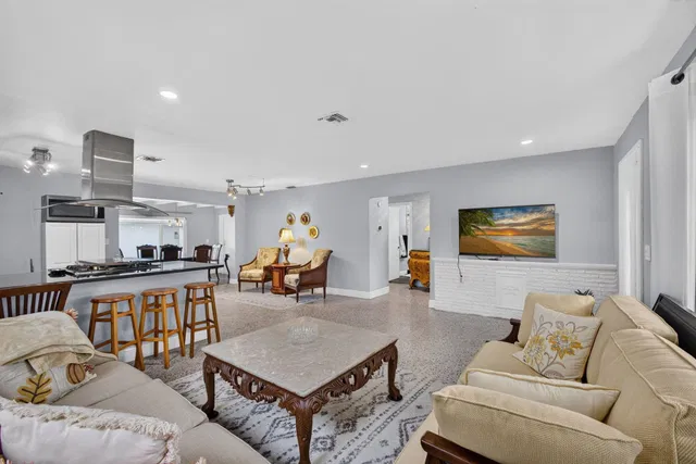 West Palm Beach Residence photo 13