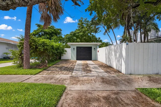 West Palm Beach Residence photo 35