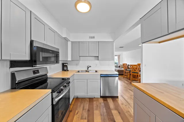 Residence photo 4