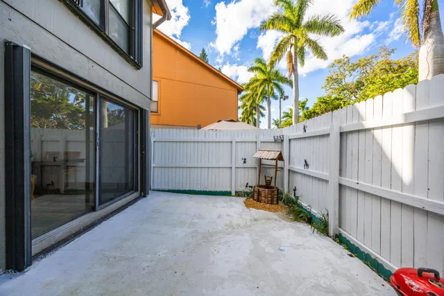 Residence photo 27