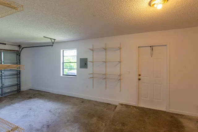  Residence photo 12