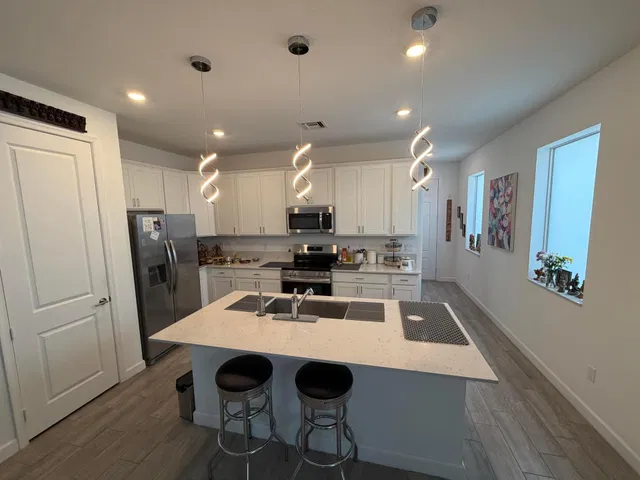 Residence photo 9