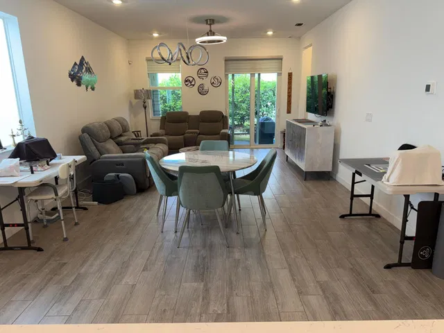 Residence photo 15