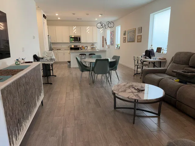 Residence photo 27