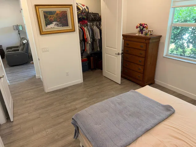 Residence photo 32