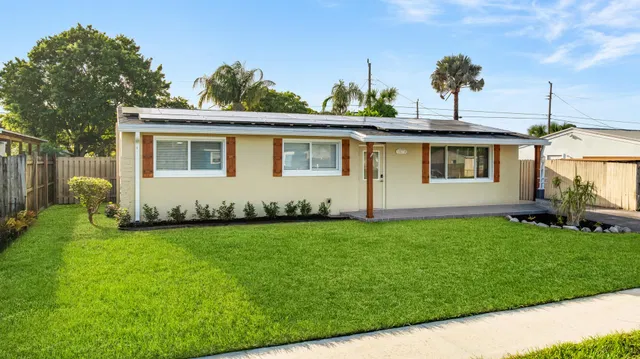 Residence photo 3