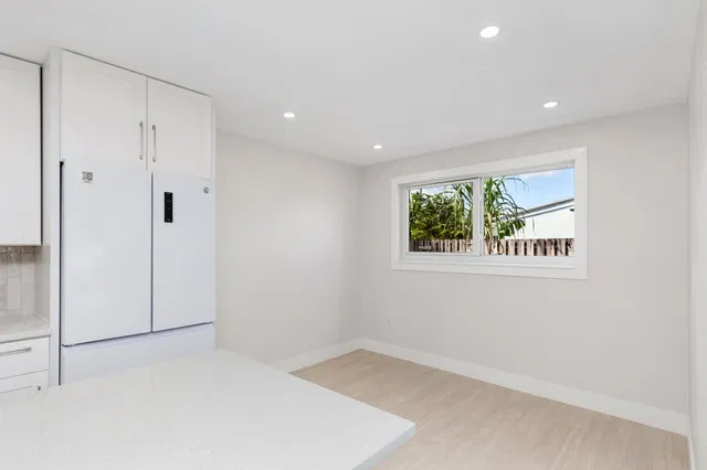 Residence photo 16