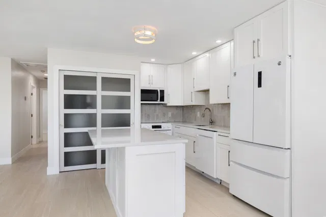 Residence photo 57