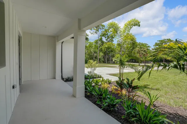  Residence photo 28