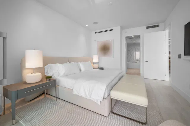 Alba Palm Beach Unit 901 photo 15