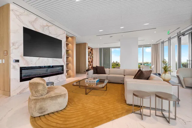 Alba Palm Beach Unit 901 photo 24