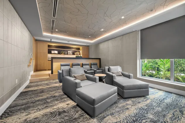 Alba Palm Beach Unit 901 photo 27