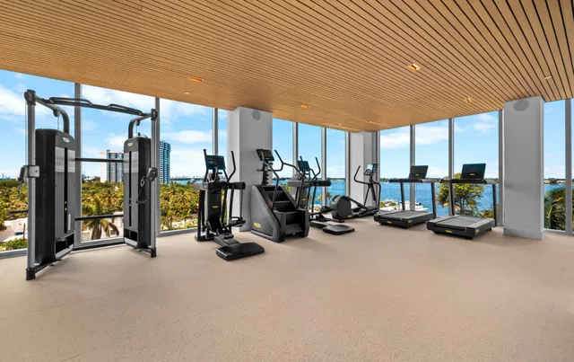 Alba Palm Beach Unit 901 photo 32