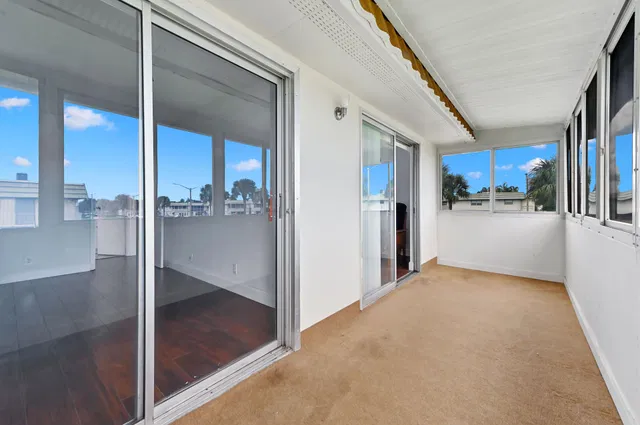  Residence photo 19