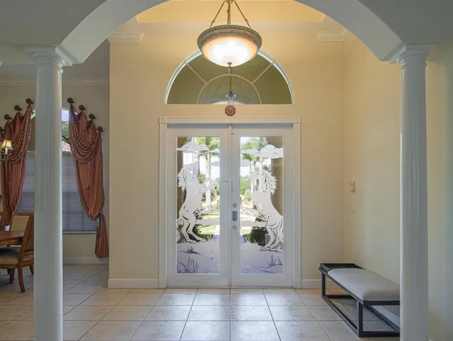Residence photo 19