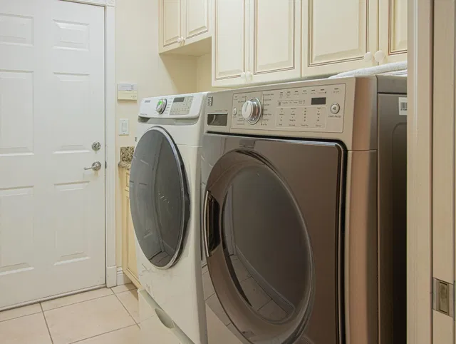Residence photo 23