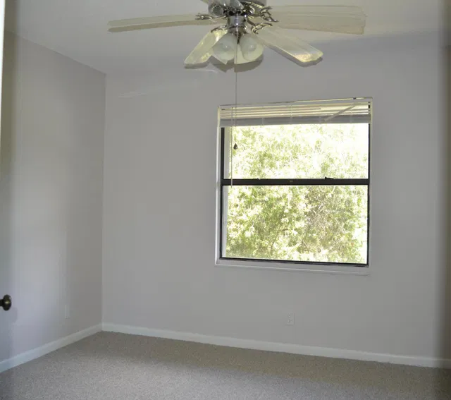  Unit F photo 8